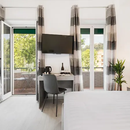 Clodio Welcome - 5 Arredate Con Bagno Interno - Zona Comune - Condizionatori - Affittacamere