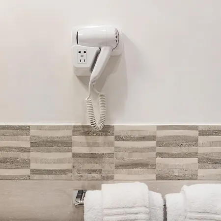 Clodio Welcome - 5 Arredate Con Bagno Interno - Zona Comune - Condizionatori - Affittacamere Roma