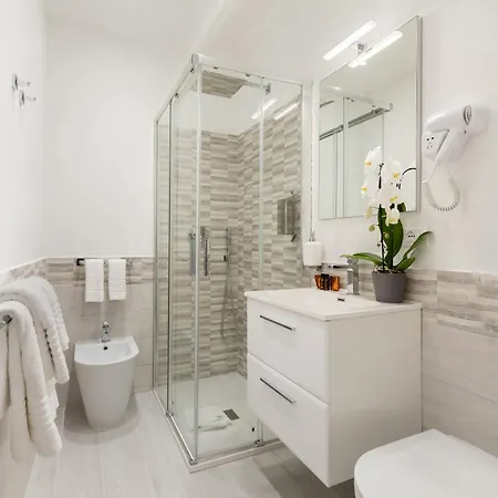 Clodio Welcome - 5 Arredate Con Bagno Interno - Zona Comune - Condizionatori - Penzion