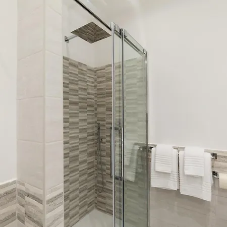 Affittacamere Clodio Welcome - 5 Arredate Con Bagno Interno - Zona Comune - Condizionatori - *